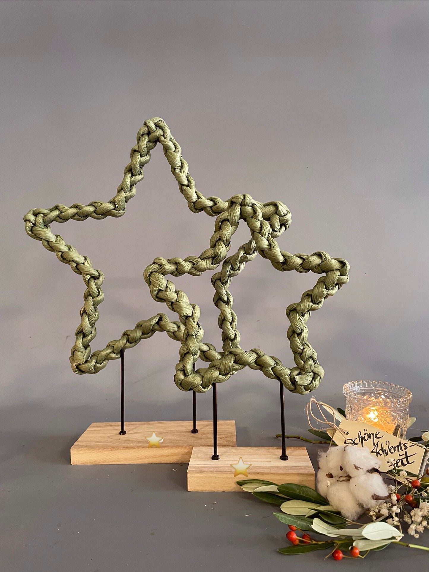 Stern  stehend Olive